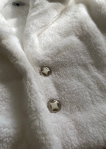 Düğmeli Beyaz Kadın Kürk mont - Görsel 2