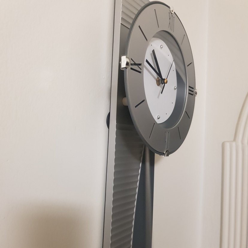 Gri Duvar Saati Roman Rakamlı - Görsel 3