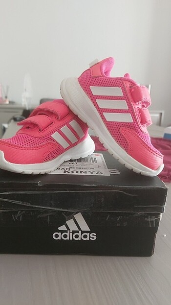22 Beden pembe Renk Adidas bebek spor