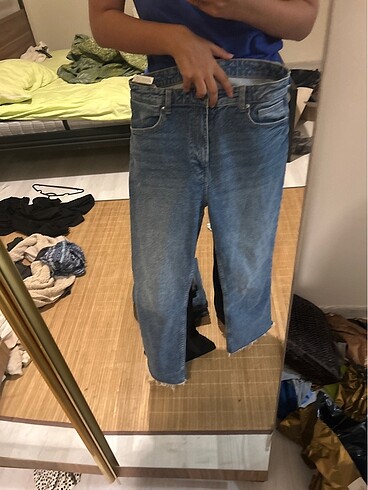 0?a yakın pantolon Bershka