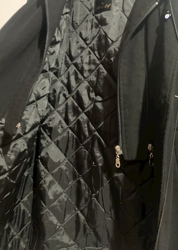 Erkek Siyah Midi Boy Düğmeli Kaban - Görsel 4