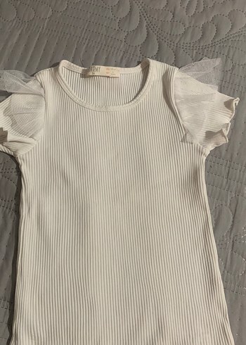 Kız Çocuk Beyaz Fırfırlı Kısa Kollu Bluz - Görsel 4