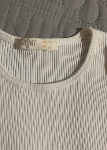 Kız Çocuk Beyaz Fırfırlı Kısa Kollu Bluz - Görsel 2