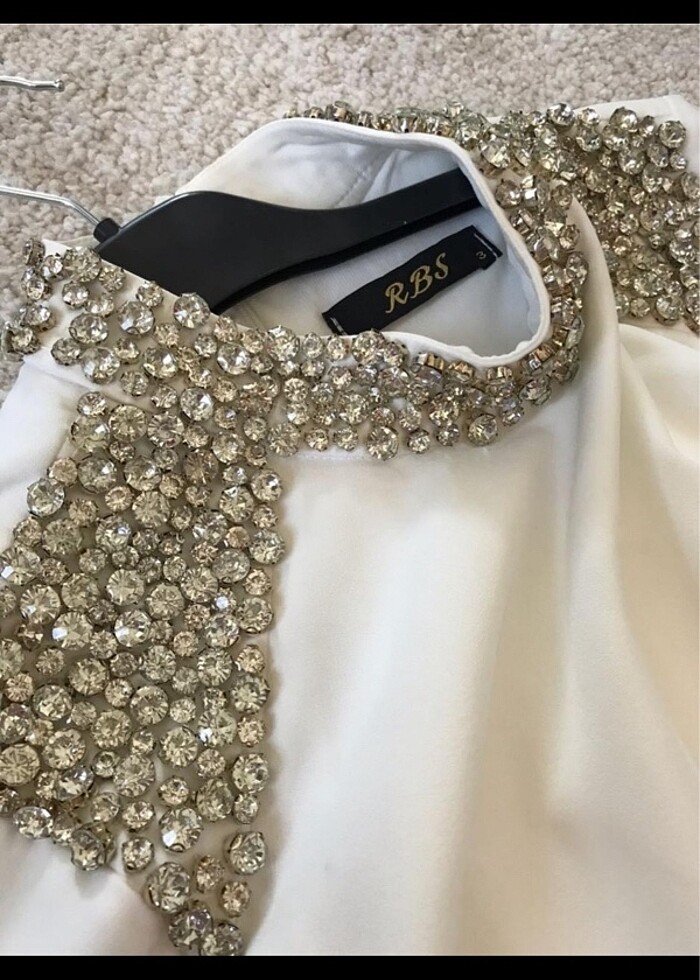 Beyaz taşlı uzun abiye - Görsel 2