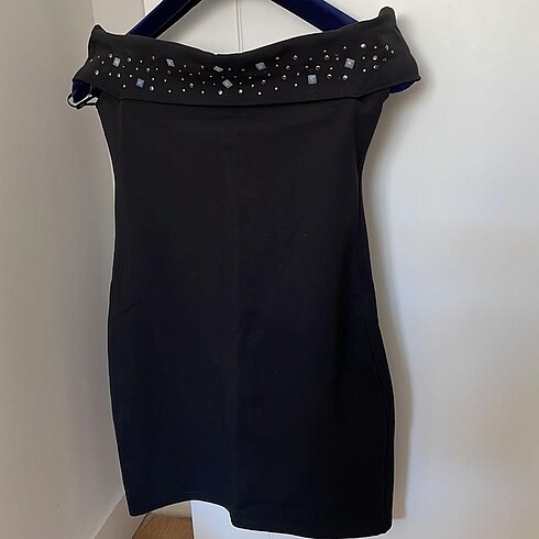 Siyah Kayık Yaka Mini Elbise