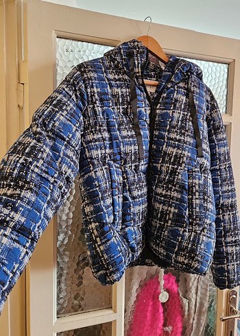 Twist Mavi Desenli Kadın Şişme Mont - Görsel 2