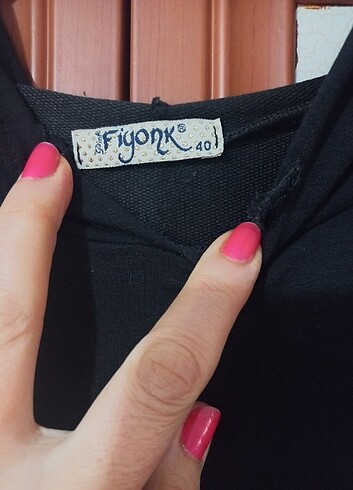 40 Beden siyah Renk Kapsonlu tunik