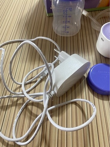 Lansinoh Kompakt Tekli Elektrikli Göğüs Pompası - Görsel 4