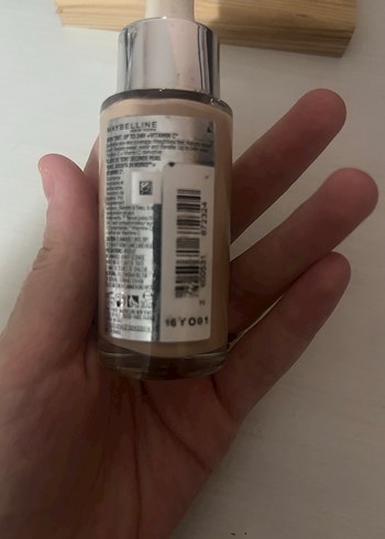 Beden Maybelline Super Stay Fondöten