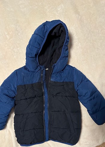 Erkek Çocuk Mavi Kapüşonlu Mont - Görsel 2