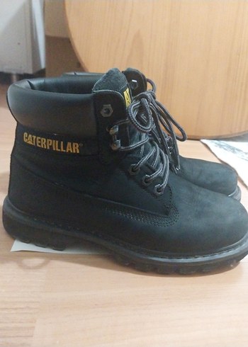 Cat Kadın siyah bot