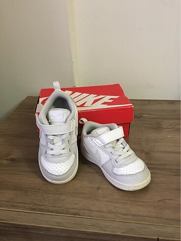 nike bebek spor 23,5 numara beyaz-gri