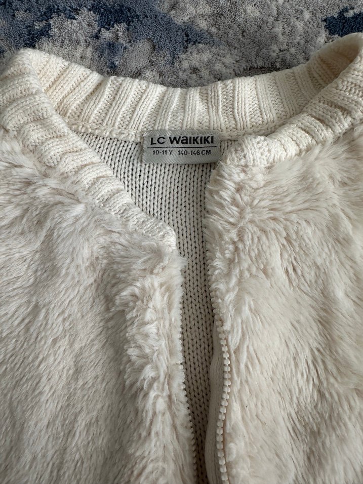 Beyaz Kürklü Kolsuz çocuk Yelek - Görsel 2