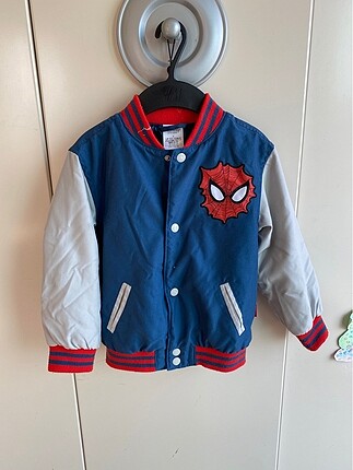 Spiderman mont 