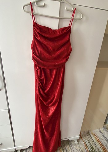 Parlak Kırmızı Drapeli Uzun Abiye Elbise - Görsel 2