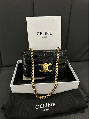 Celine Chaın Shoulder