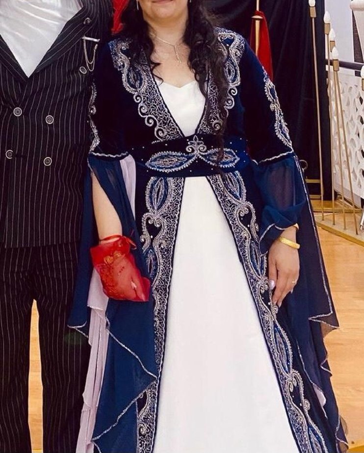 Uzun Kollu İşlemeli Mavi Kadın Bindallı - Görsel 2