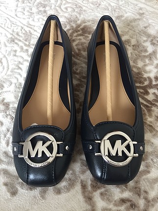 Michael Kors Lacivert Babet