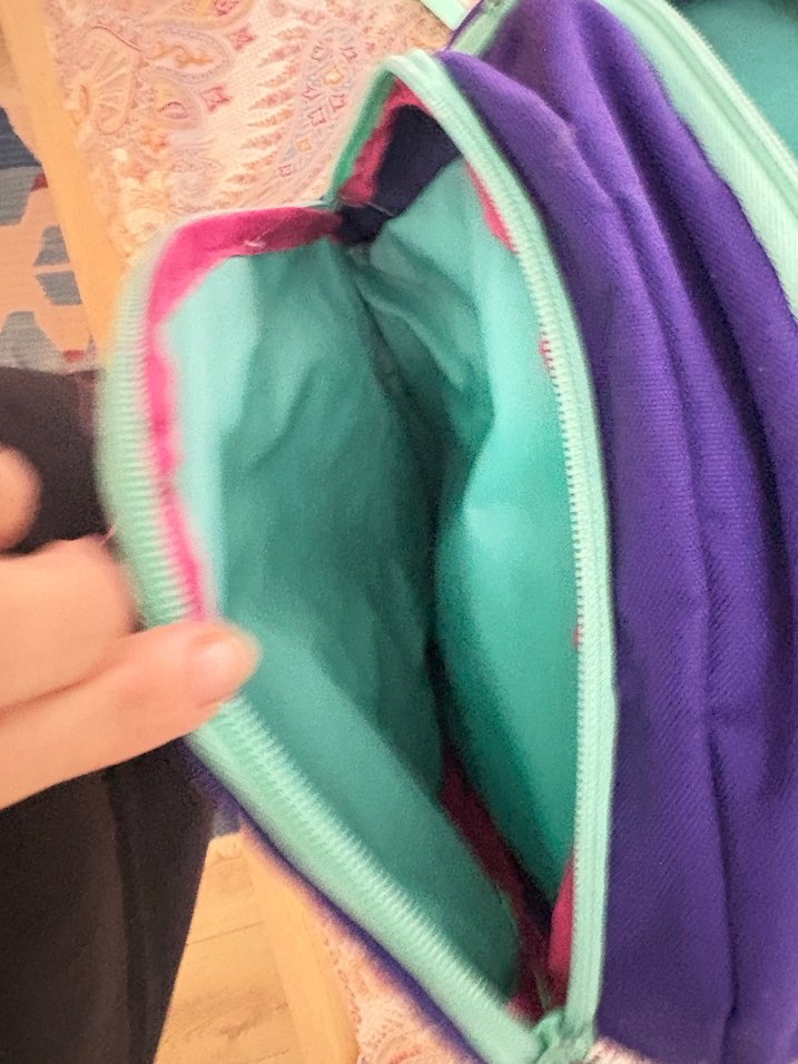 Pastel Renkli Unicorn Desenli Çocuk Sırt Çantası - Görsel 3