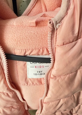 Kız Çocuk Pembe Kapüşonlu Fermuarlı Yelek - Görsel 2
