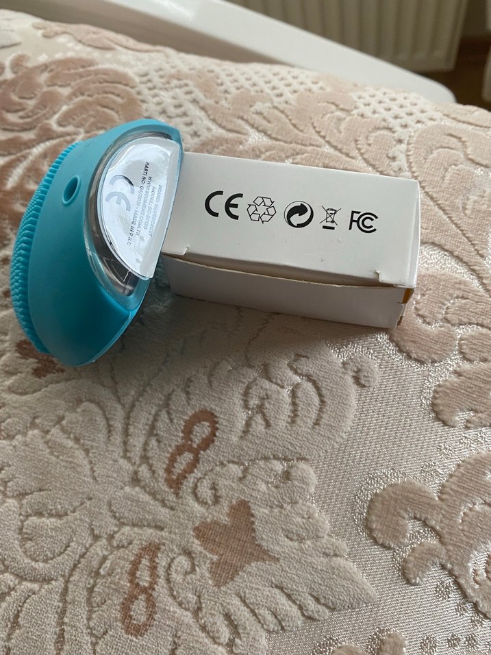 Turkuaz Renkli Yüz Temizleme Cihazı - Görsel 3