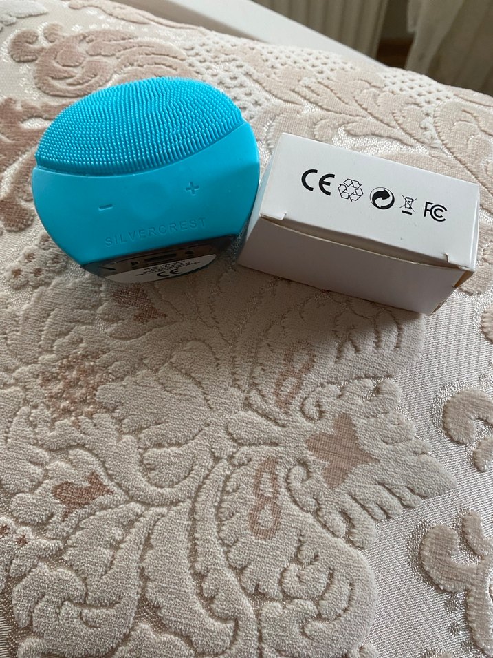 Turkuaz Renkli Yüz Temizleme Cihazı - Görsel 2