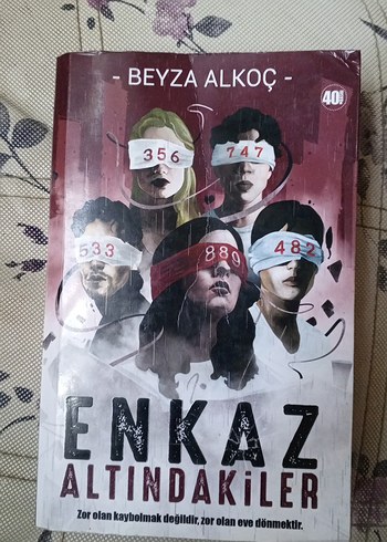 Enkaz Altındakiler - Beyza Alkoç