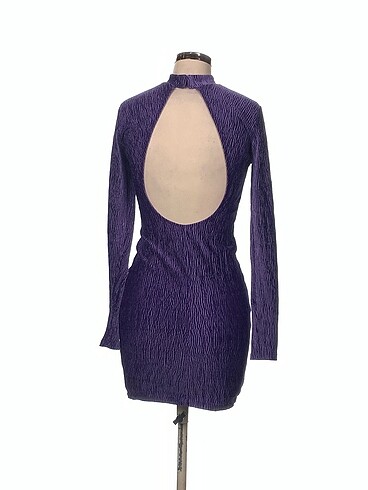 xs Beden H&M Kısa Elbise %70 İndirimli.