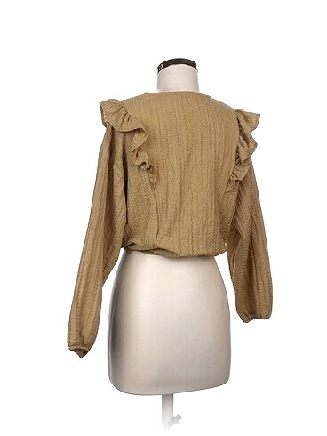 s Beden Pull and Bear Bluz %70 İndirimli.