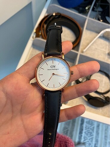 daniel wellington saat