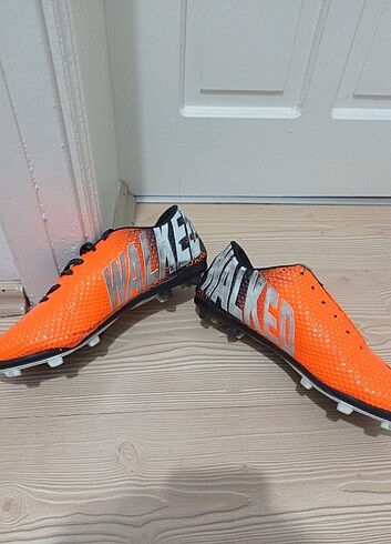 40 Beden turuncu Renk Nike 41 numara