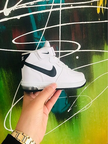 22 Beden ÇOCUK SPOR AYAKKABISI