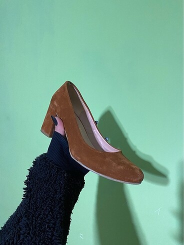 Topuklu süet ayakkabı - Görsel 2