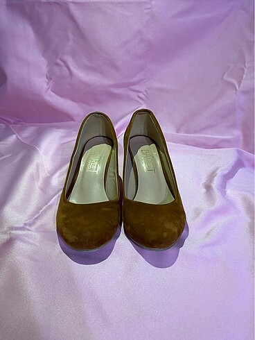 Topuklu süet ayakkabı - Görsel 6