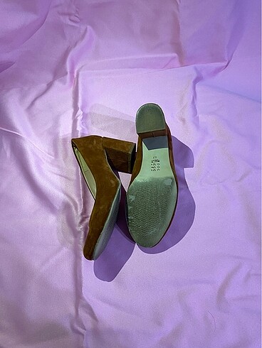 Topuklu süet ayakkabı - Görsel 8