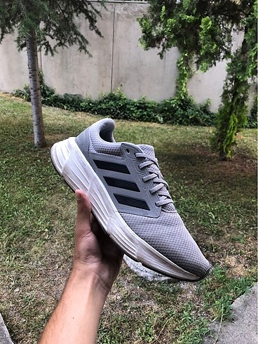 adidas Galaxy 6