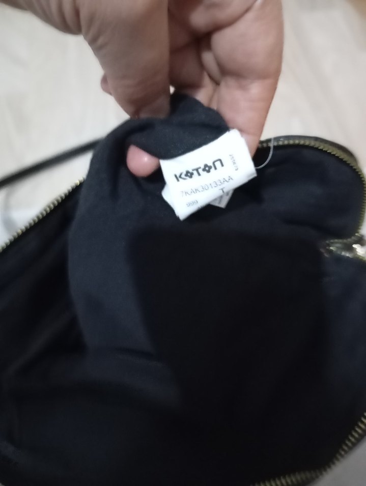 Siyah Deri Fermuarlı Kadın Çanta - Görsel 5