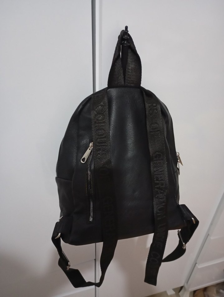 Siyah Deri Fermuarlı Biker Sırt Çantası - Görsel 4