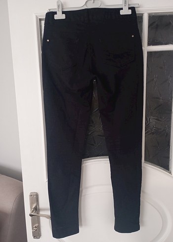 Siyah Fermuarlı Dar Kesim Kadın Jean - Görsel 2