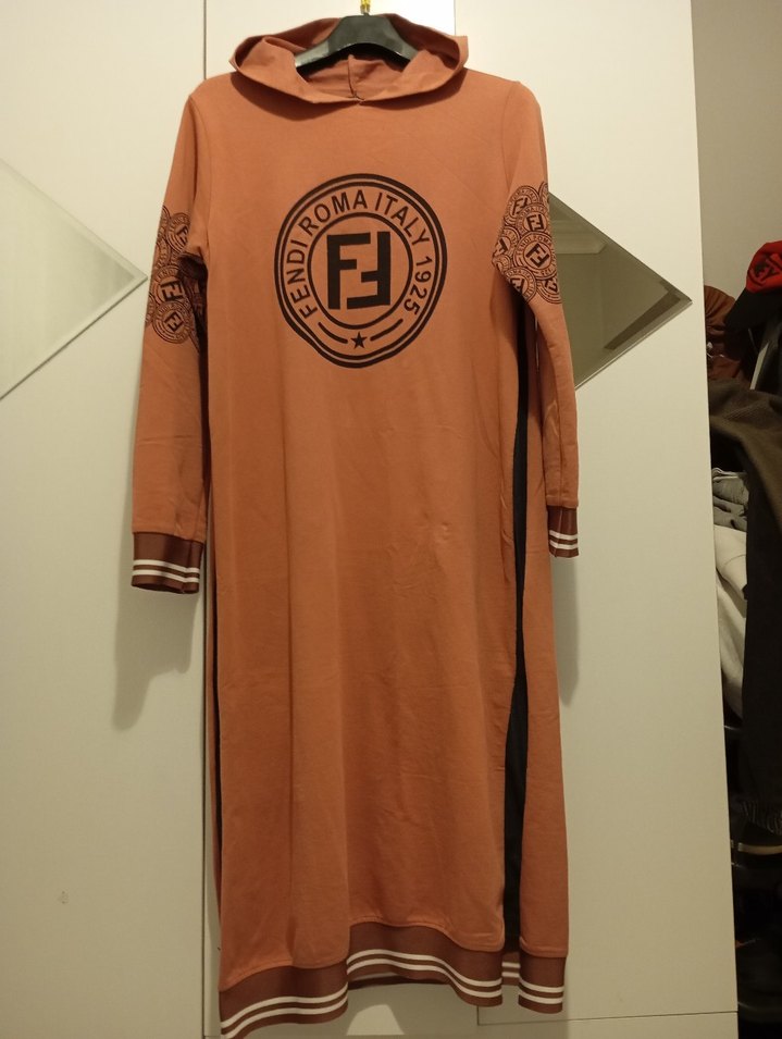 Uzun Kollu Zincir Detaylı Kahverengi Tunik - Görsel 2