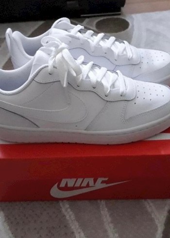 Nike Beyaz Kadın Spor Ayakkabı