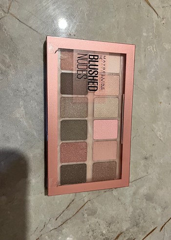 Maybelline Blushed Nudes Far Paleti - Görsel 4