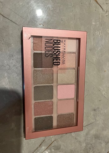 Maybelline Blushed Nudes Far Paleti - Görsel 2