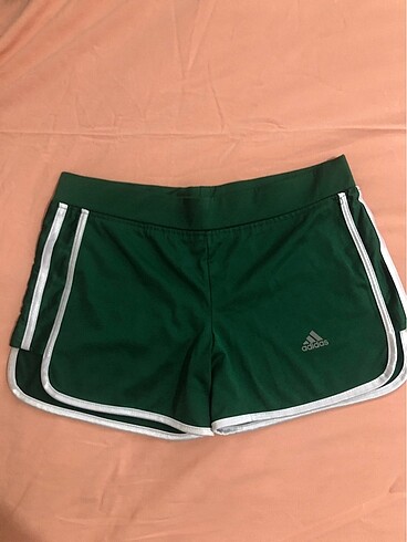 Adidas şort