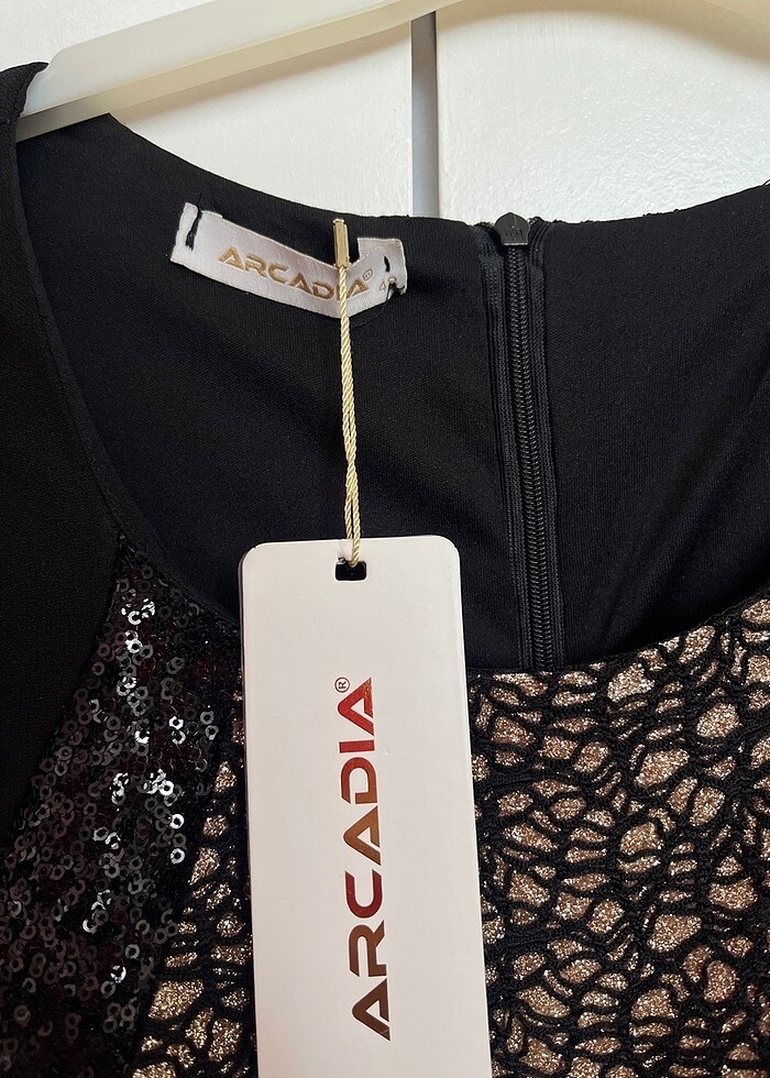 Sıfır Siyah simli ve payetli abiye bence 44 46 bedene olur - Görsel 2