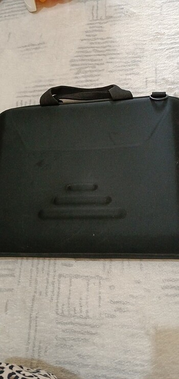 Laptop çantası 