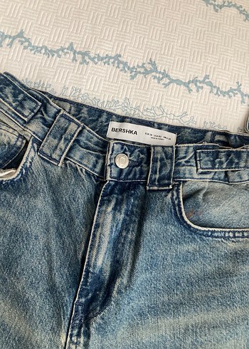 34 Beden Sokak Stili Bershka Mavi Kadın Kot Pantolon