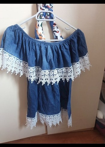 38 Beden Dantel Detaylı Mavi Kot Mini Bluz