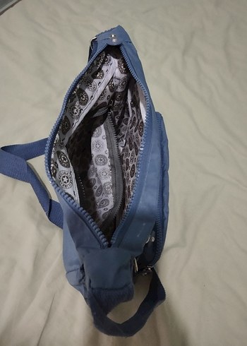 Mavi Fermuarlı Kadın Postacı Çanta - Görsel 6