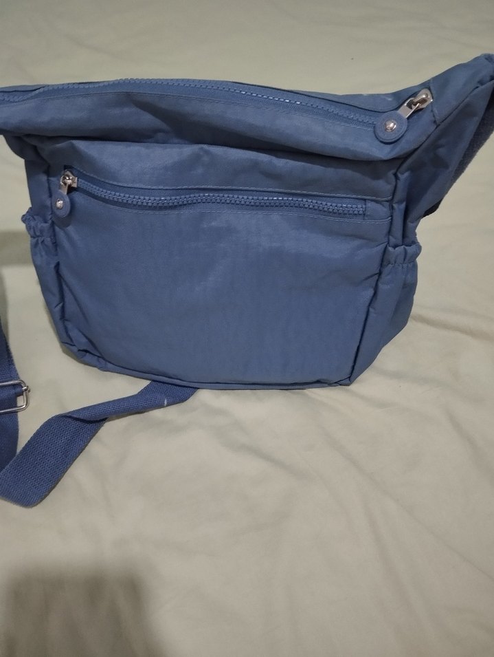 Mavi Fermuarlı Kadın Postacı Çanta - Görsel 3